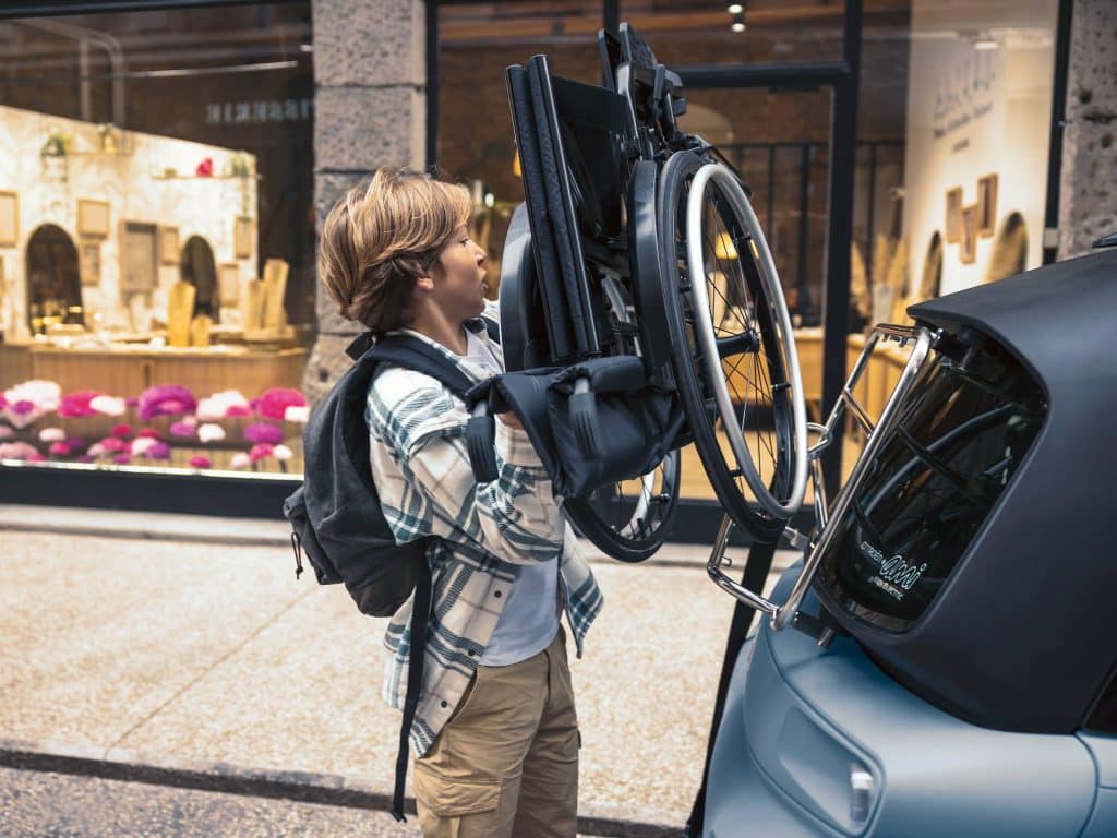 citroen ami for all transport exterieur fauteuil roulant